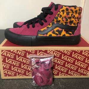 Vans SK8-HI Sneakers Womens 9.5, Mens 7.5